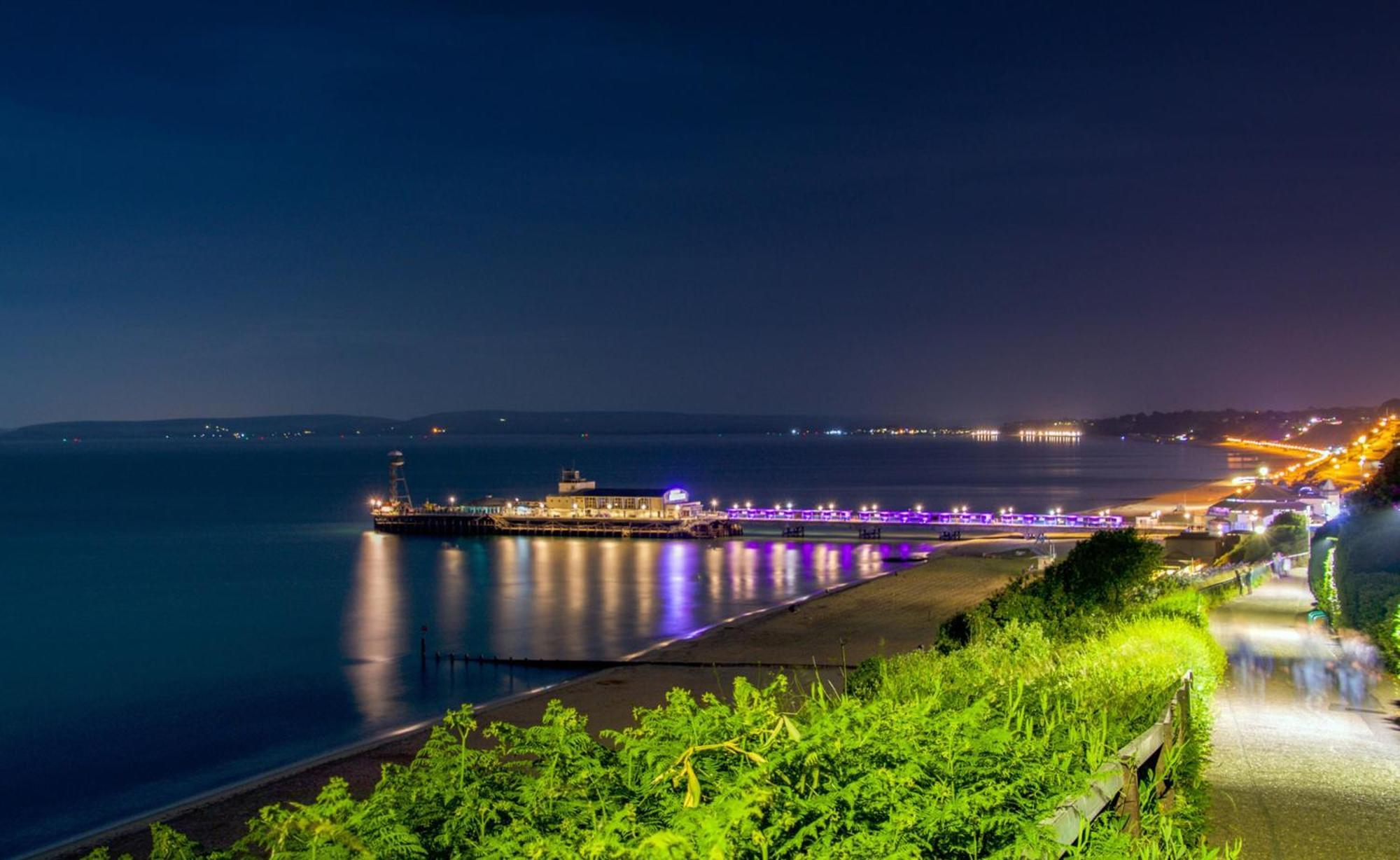 Bournecoast - Clifftop Apartment With Garden -Fm827 บอร์นมัธ ภายนอก รูปภาพ