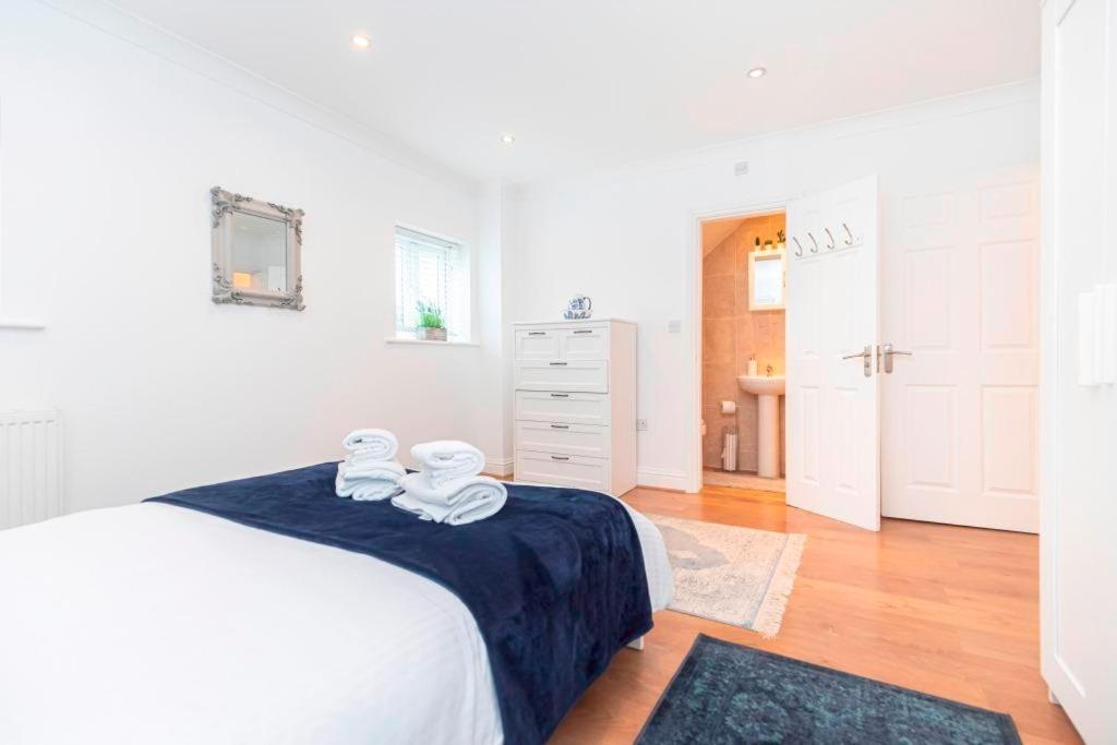 Bournecoast - Clifftop Apartment With Garden -Fm827 บอร์นมัธ ภายนอก รูปภาพ