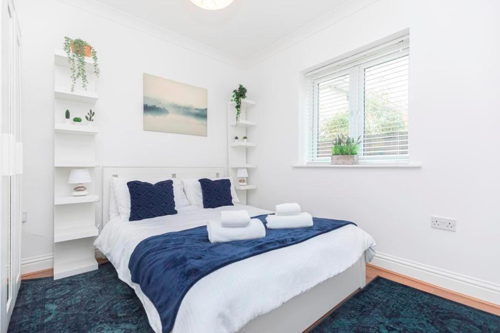 Bournecoast - Clifftop Apartment With Garden -Fm827 บอร์นมัธ ภายนอก รูปภาพ